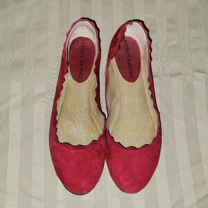Audrey Brooke Winny in Red Suede